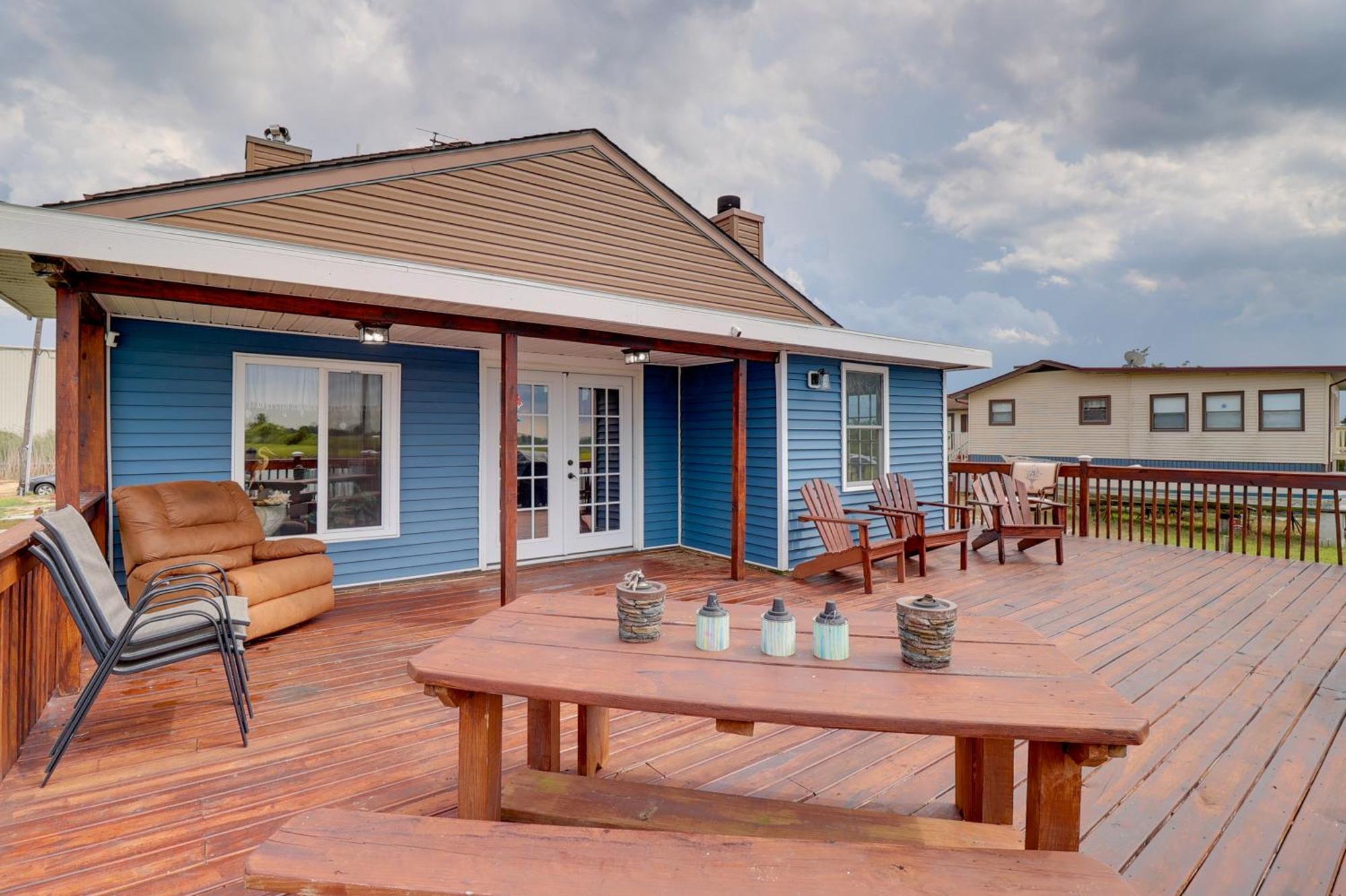 Oceanfront Milford Home With View And Boat Access Exterior foto